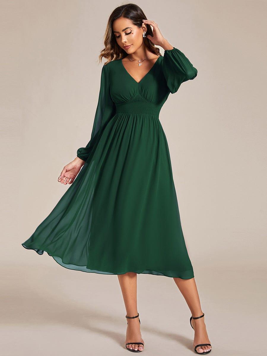 Funkelndes Abendkleid in A-Linie mit Empire-Taille und langen ?rmeln #farbe_Dunkel Gruen
