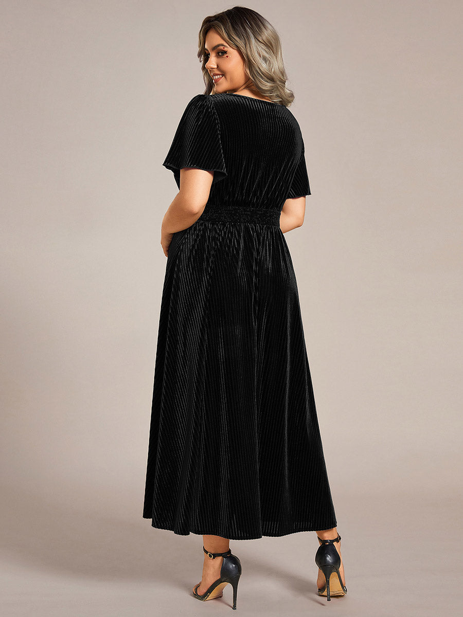 Midi Tee-Länge A-Linie Kleid Mit V-Ausschnitt Aus Weichem Samt Elegant Und Bequem Kleid #Farbe_Schwarz