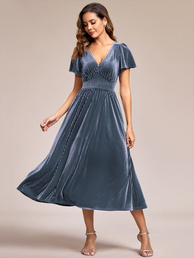 Midi Tee-Länge A-Linie Kleid Mit V-Ausschnitt Aus Weichem Samt Elegant Und Bequem Kleid #Farbe_Taubenblau