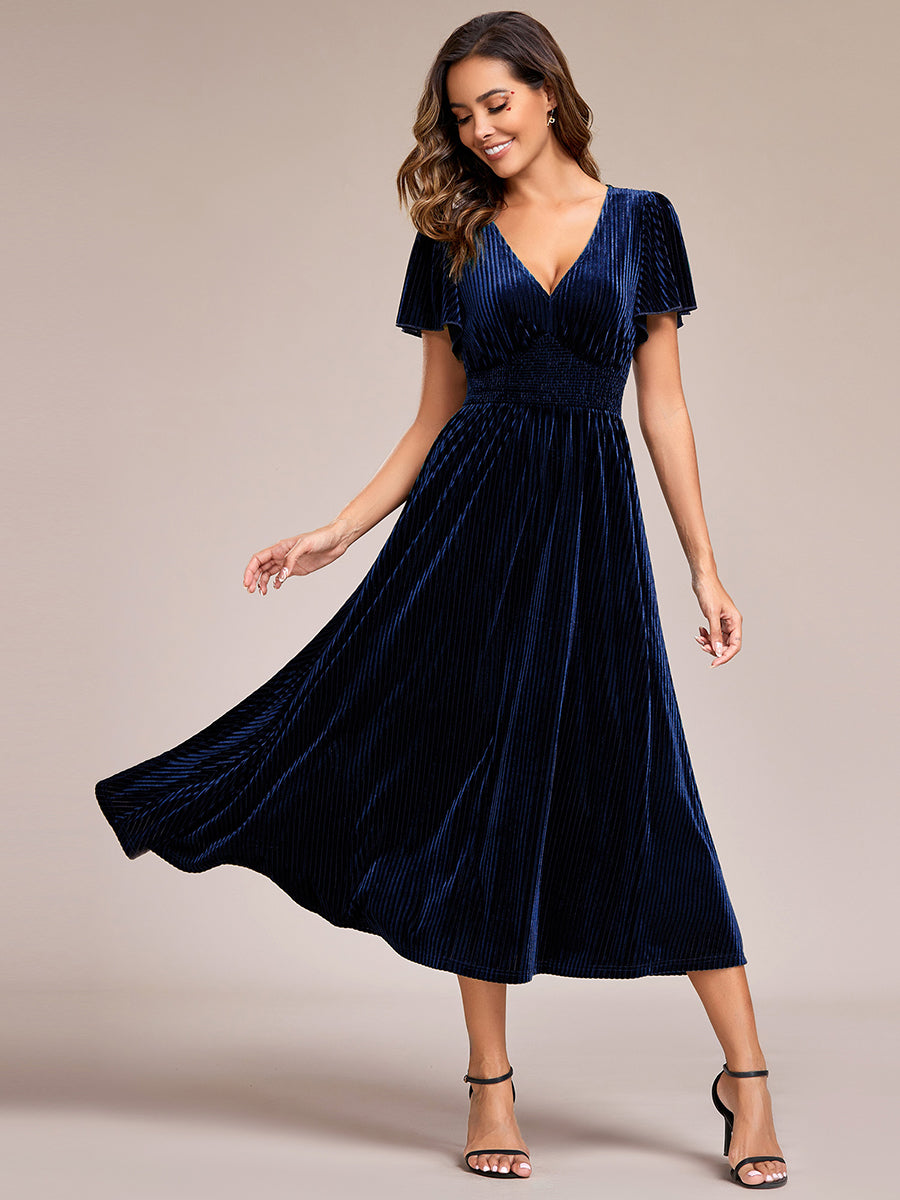Midi Tee-Länge A-Linie Kleid Mit V-Ausschnitt Aus Weichem Samt Elegant Und Bequem Kleid #Farbe_Marineblau