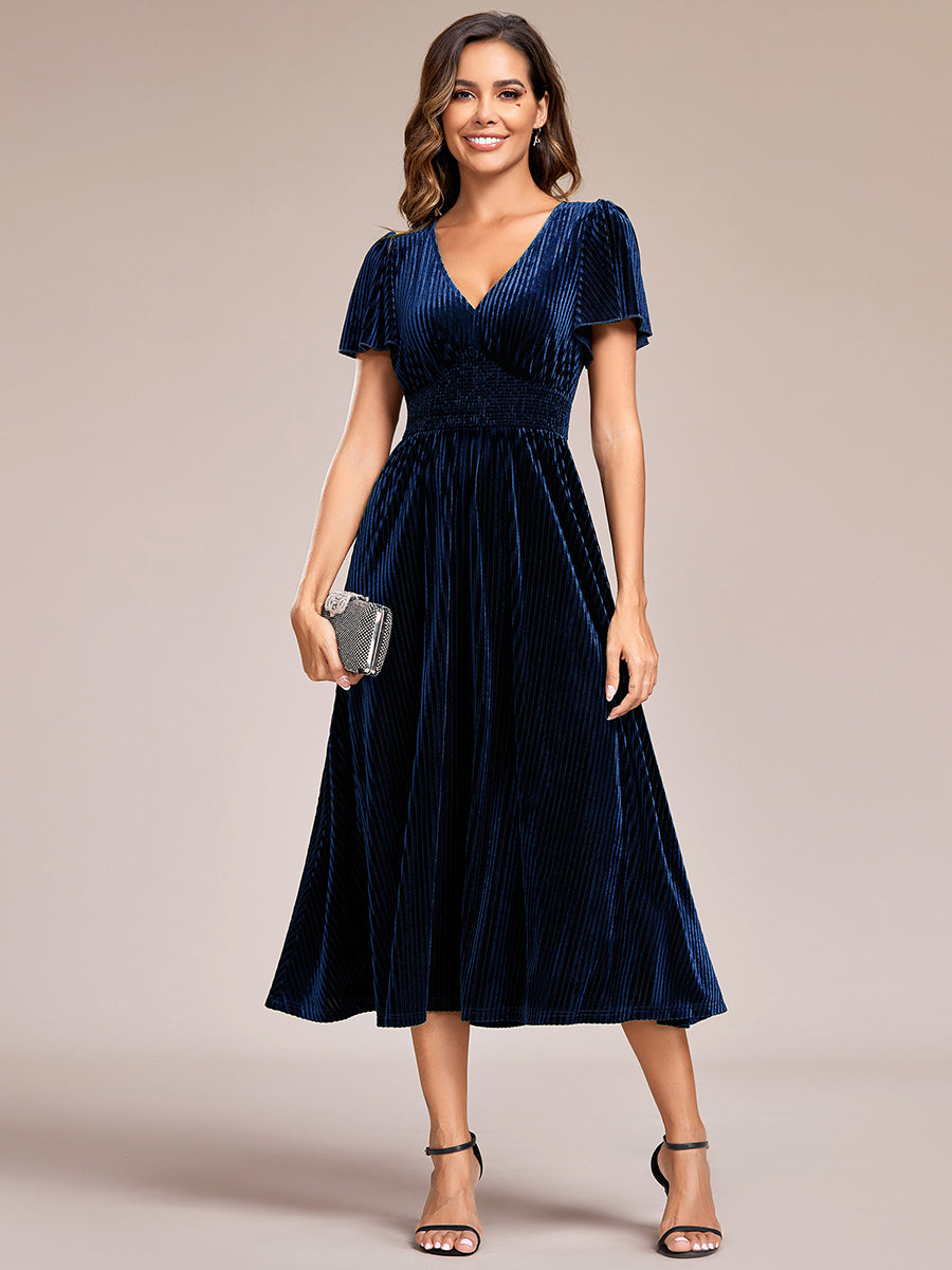 Midi Tee-Länge A-Linie Kleid Mit V-Ausschnitt Aus Weichem Samt Elegant Und Bequem Kleid #Farbe_Marineblau