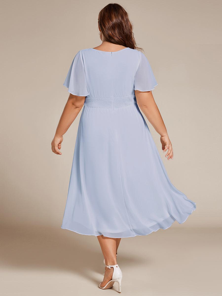 Robe d'invit¨¦ de mariage trap¨¨ze en mousseline fluide ¨¤ encolure ronde et longueur au genou #farbe_Ice Blau