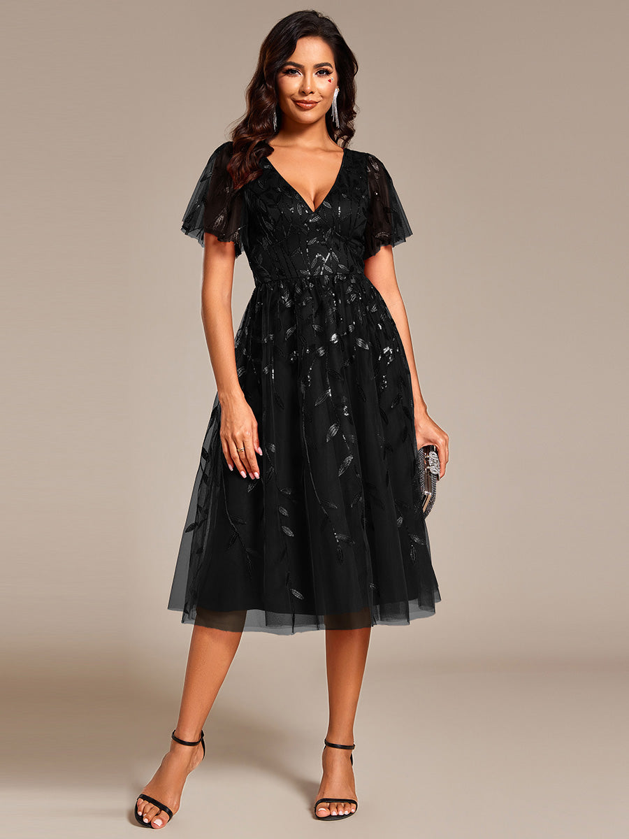 Midi Länge V-Ausschnitt A-Linie Pailletten Kleid Mit Besticktem Blumenmuster Und Gerafften Details #Farbe_Schwarz