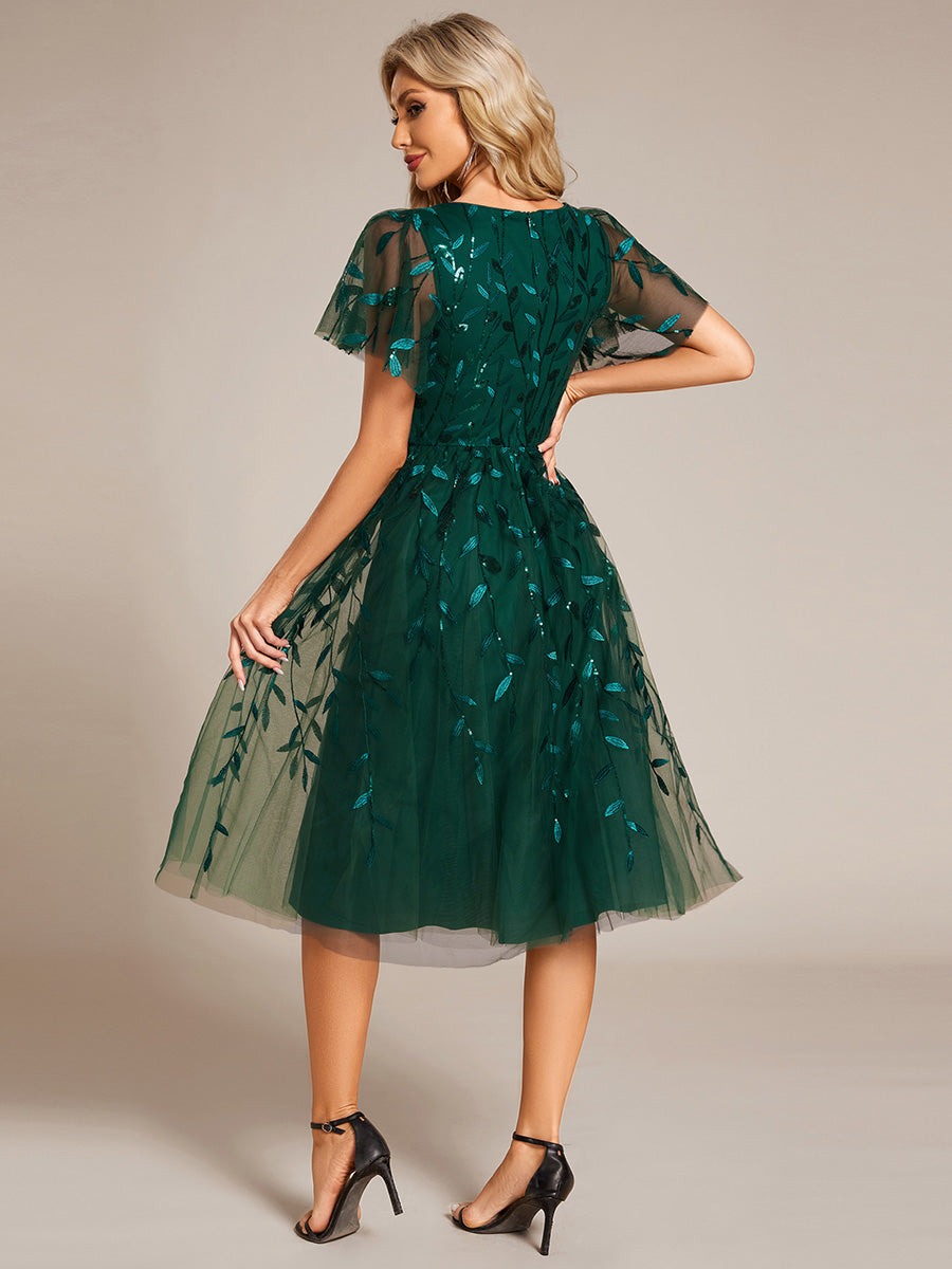 Midi Länge V-Ausschnitt A-Linie Pailletten Kleid Mit Besticktem Blumenmuster Und Gerafften Details #Farbe_Dunkelgrün