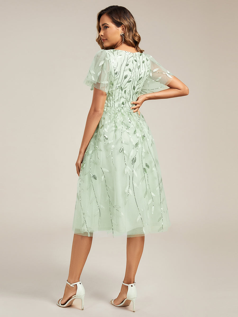 Midi Länge V-Ausschnitt A-Linie Pailletten Kleid Mit Besticktem Blumenmuster Und Gerafften Details #Farbe_Mintgrün