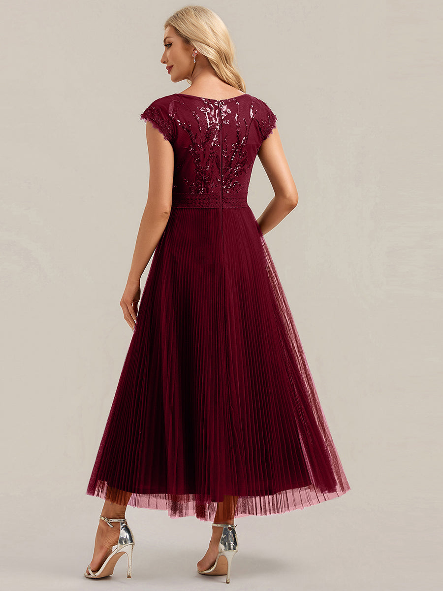 Tea L?nge Rundhals A Linie Pailletten Kleid Mit Sonnenstrahlen Falten Und Durchsichtigen Details Kleid #Farbe_Burgunderrot