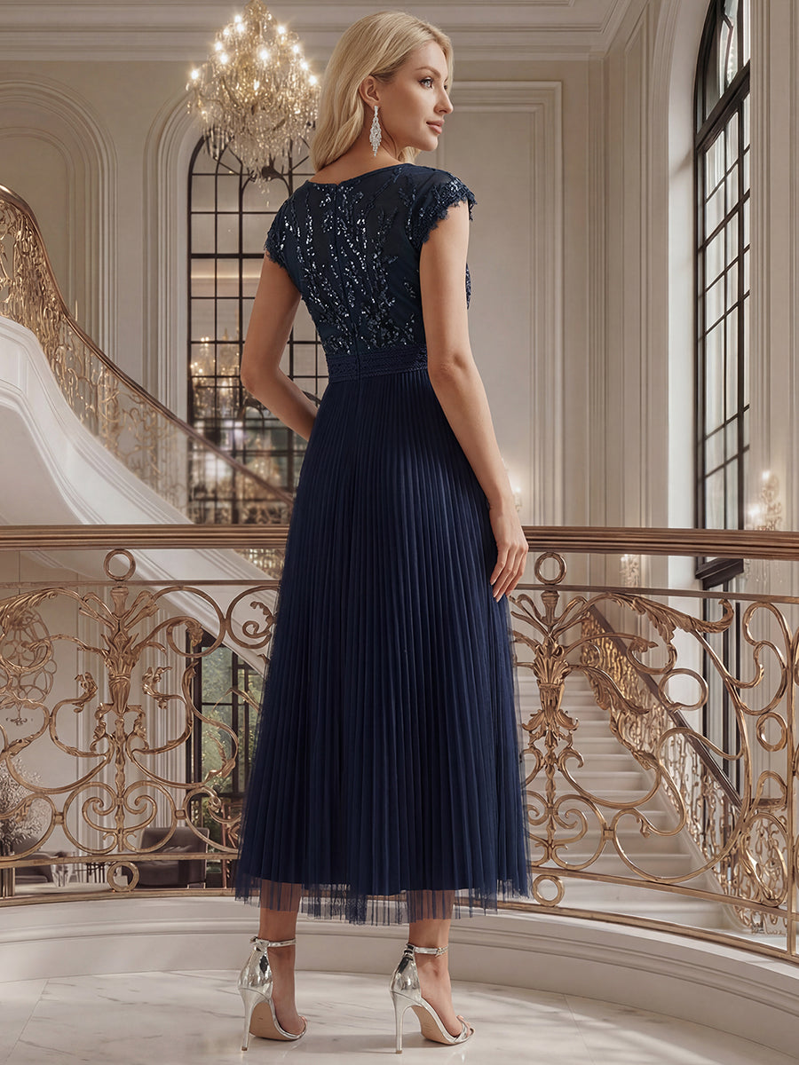Tea L?nge Rundhals A Linie Pailletten Kleid Mit Sonnenstrahlen Falten Und Durchsichtigen Details Kleid #Farbe_Marineblau