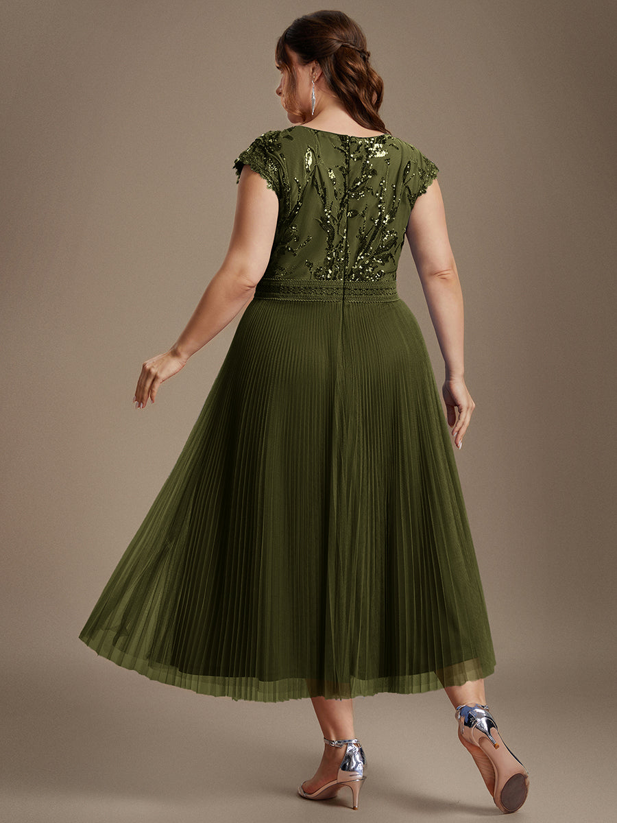Tea L?nge Rundhals A Linie Pailletten Kleid Mit Sonnenstrahlen Falten Und Durchsichtigen Details Kleid #Farbe_Olivgrün