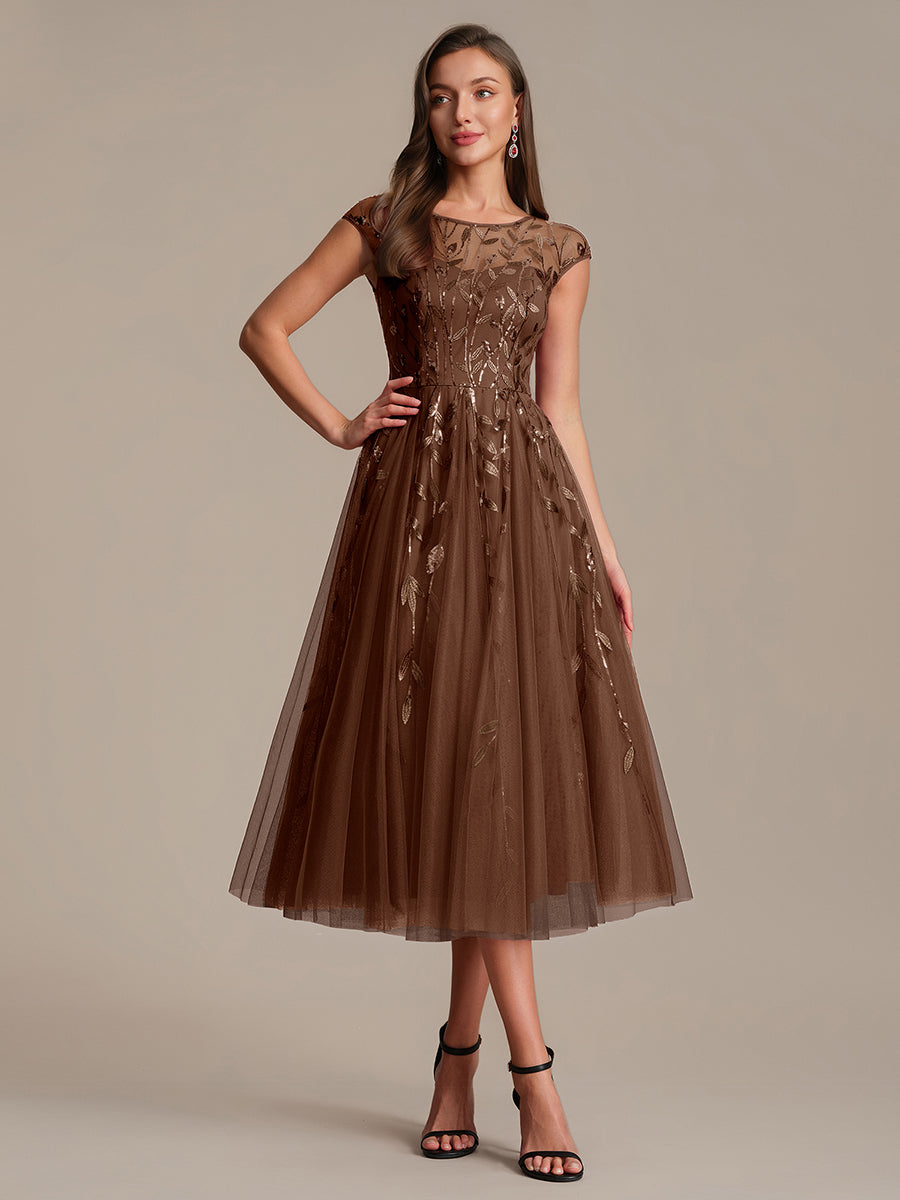 Tea L?nge A Linie Kleid Mit Rundhalsausschnitt Transparente Gestaltung Und Pailletten Kleid #Farbe_Braun