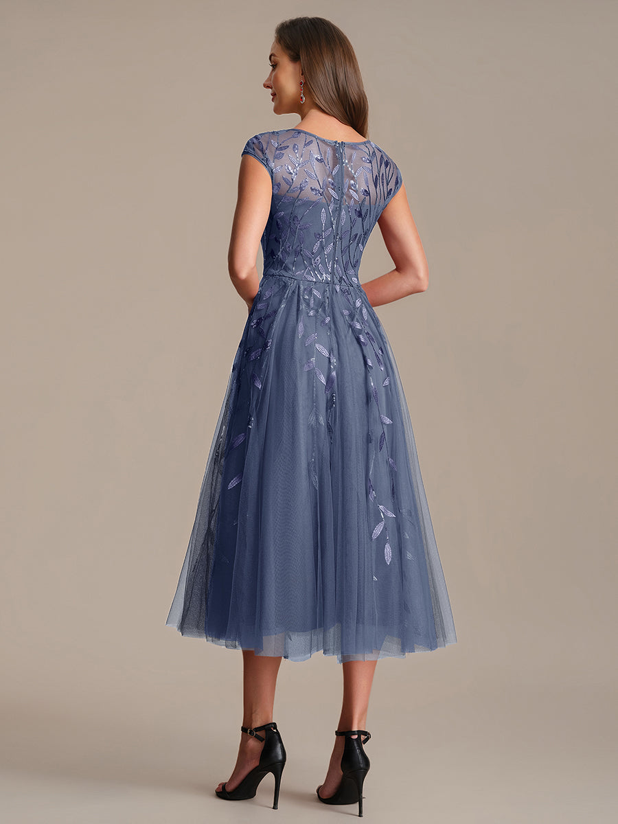 Tea L?nge A Linie Kleid Mit Rundhalsausschnitt Transparente Gestaltung Und Pailletten Kleid #Farbe_Taubenblau