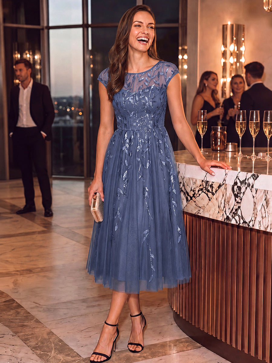 Tea L?nge A Linie Kleid Mit Rundhalsausschnitt Transparente Gestaltung Und Pailletten Kleid #Farbe_Taubenblau