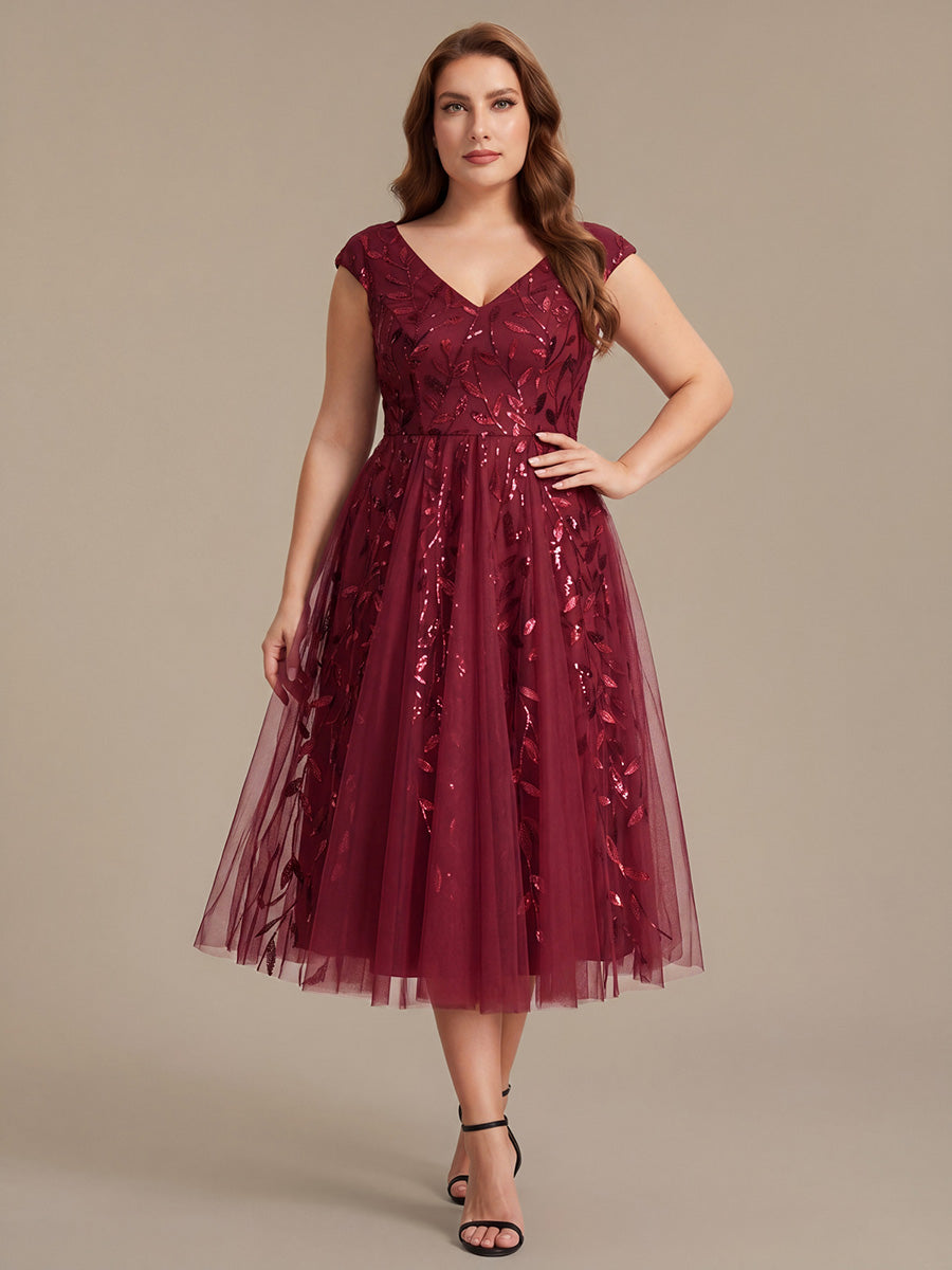 Midi Pailletten A-Linie Kleid Mit V-Ausschnitt Und Patchwork Details #Farbe_Burgunderrot