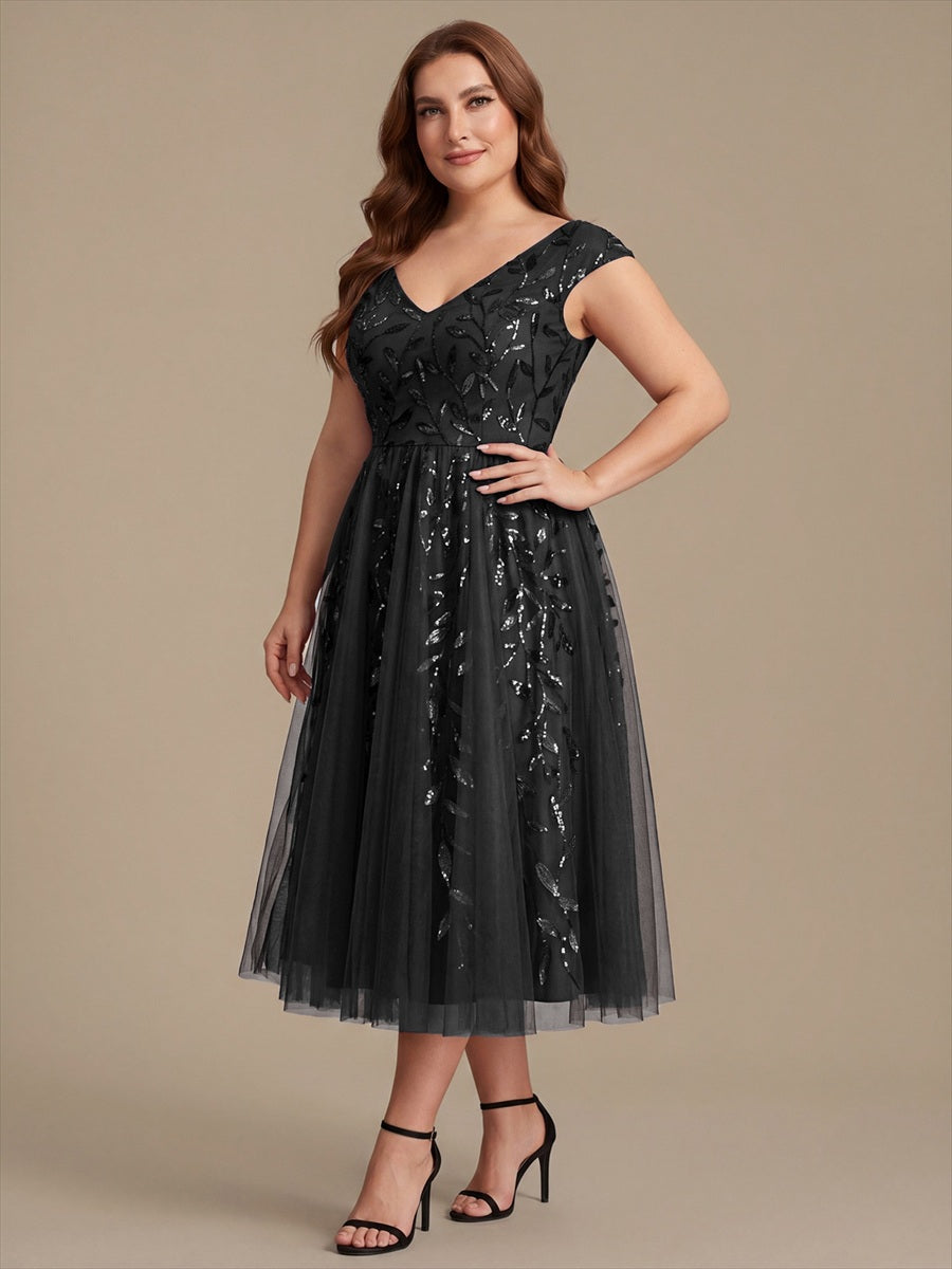 Midi Pailletten A-Linie Kleid Mit V-Ausschnitt Und Patchwork Details #Farbe_Schwarz