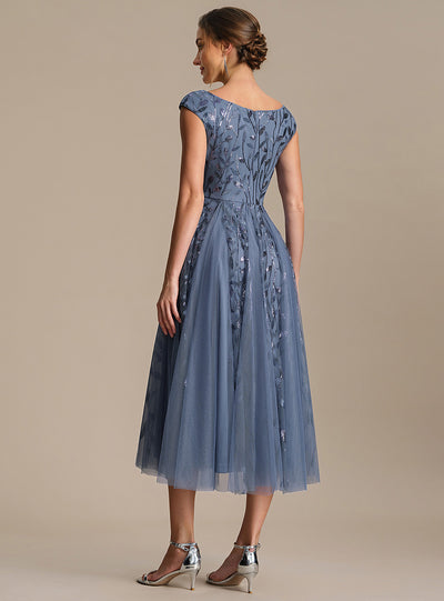 Midi Pailletten A-Linie Kleid Mit V-Ausschnitt Und Patchwork Details #Farbe_Taubenblau