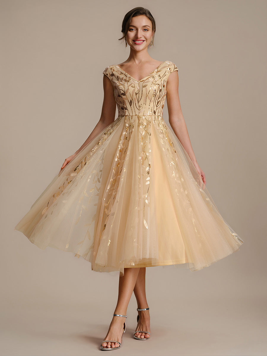 Midi Pailletten A-Linie Kleid Mit V-Ausschnitt Und Patchwork Details #Farbe_Gold