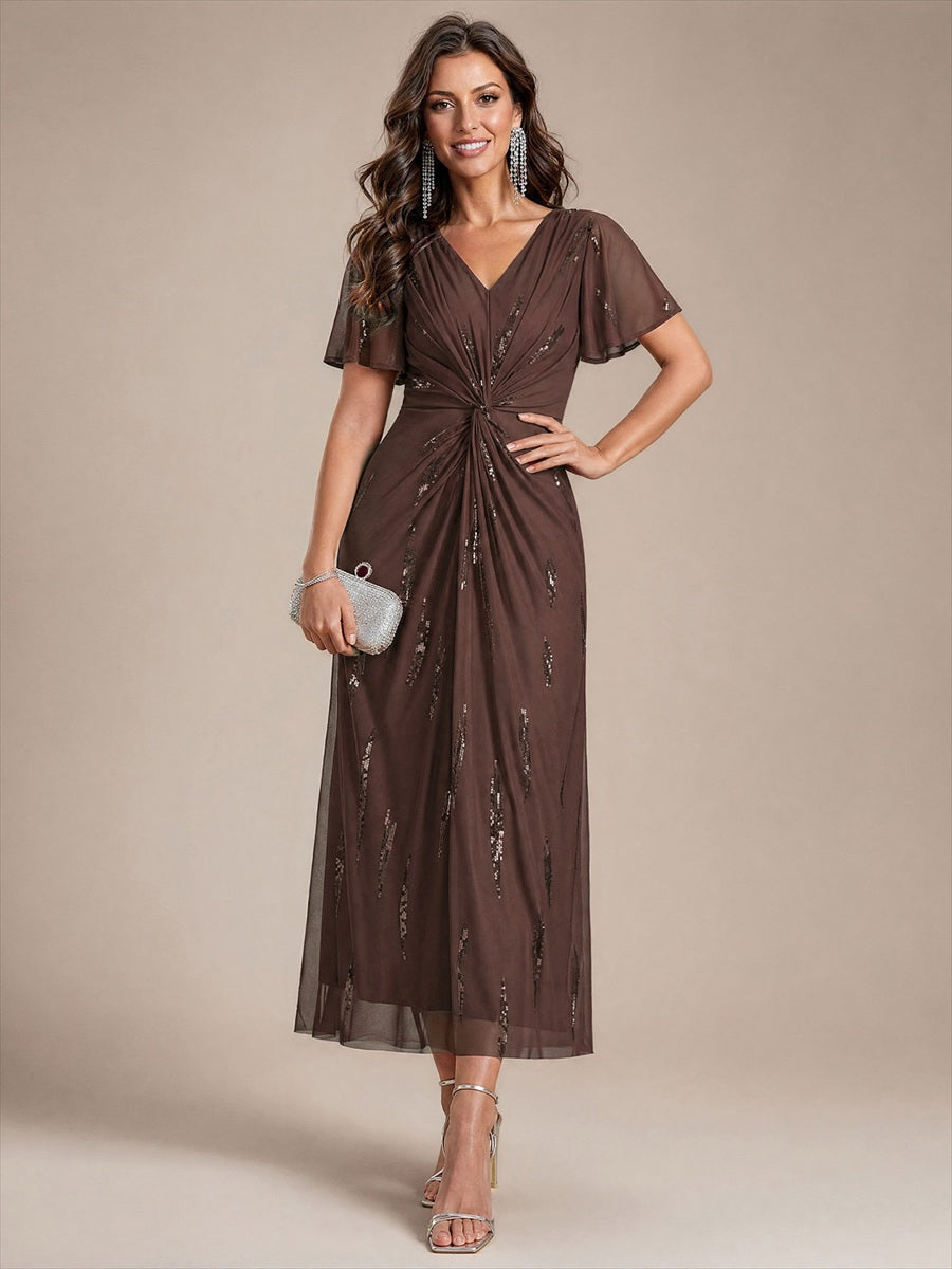 Tea Länge V Ausschnitt Etui Kleid Aus Tüll Mit Pailletten Und Schlitz Zum Binden Kleid #Farbe_Schokoladenbraun