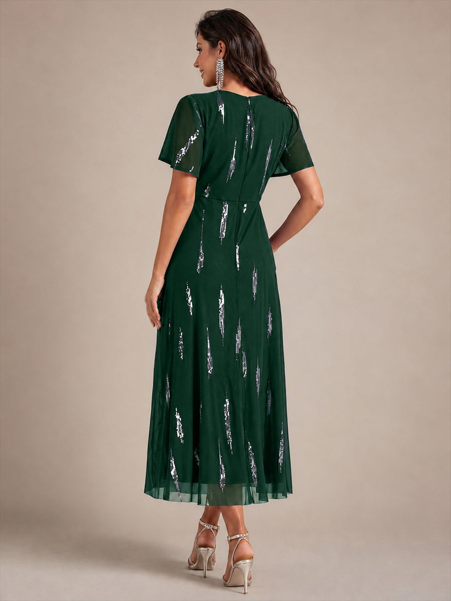 Tea Länge V Ausschnitt Etui Kleid Aus Tüll Mit Pailletten Und Schlitz Zum Binden Kleid #Farbe_Dunkelgrün