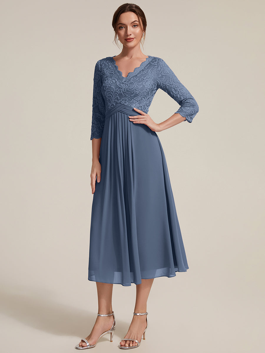 Midi Tee Länge V Ausschnitt Etui Kleid Aus Spitze Elegantes Design Für Besondere Anlässe #Farbe_Taubenblau