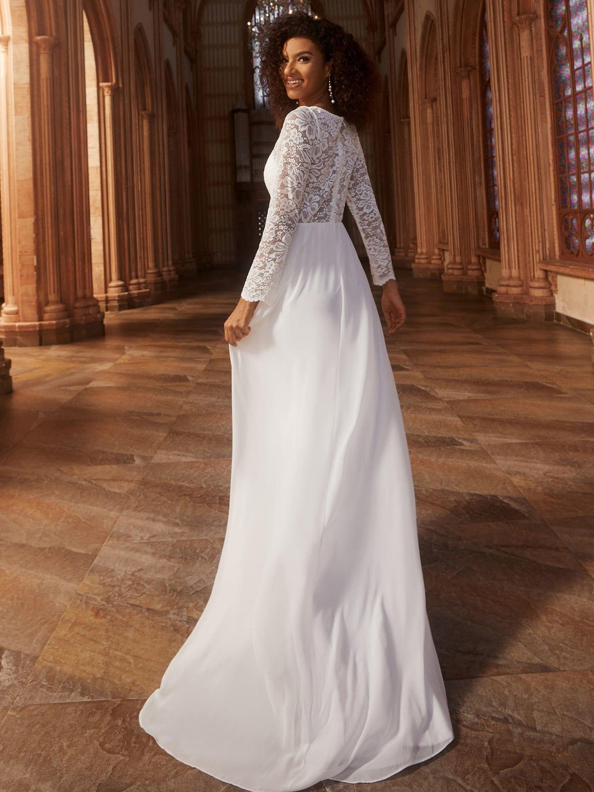 Elegantes A-Linien-Brautkleid aus Spitze und Chiffon mit langen ?rmeln #Farbe_Weiß
