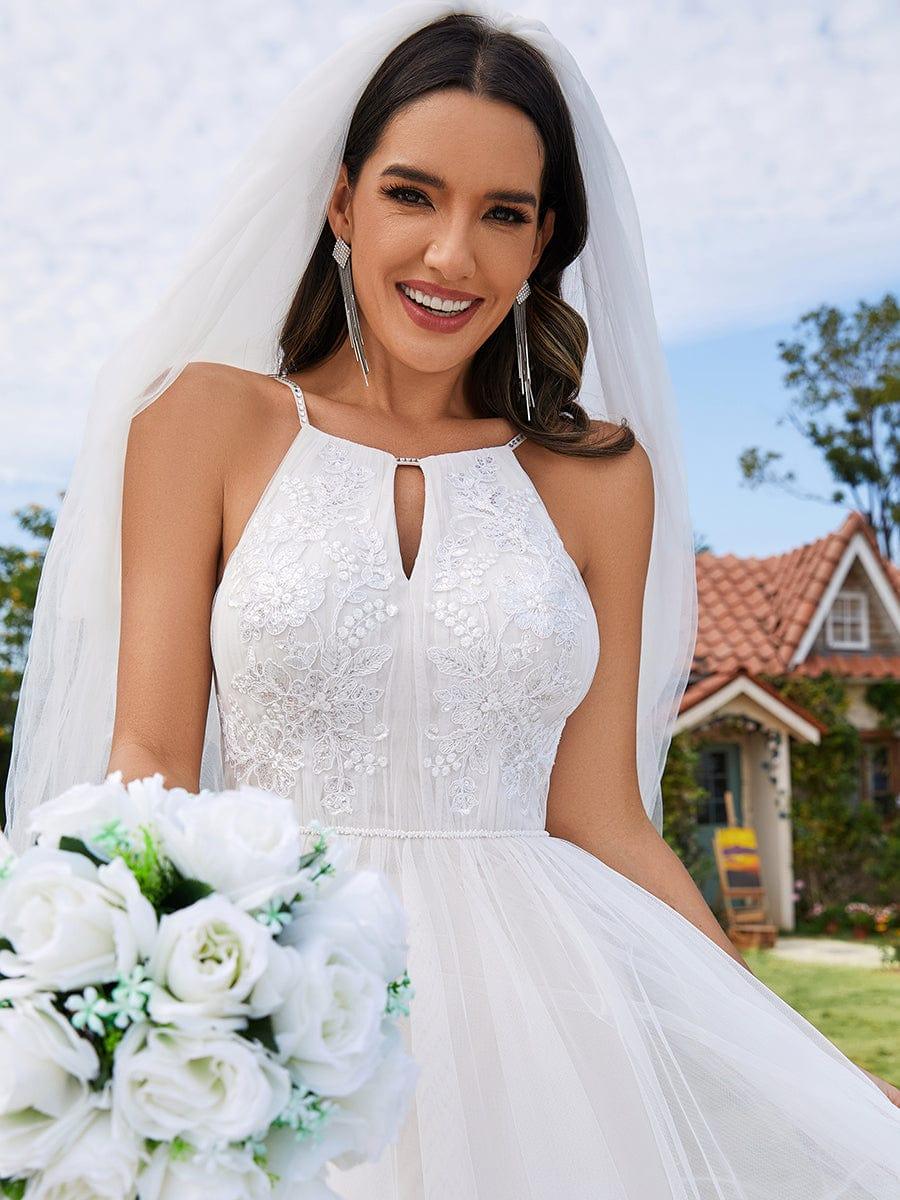 A-Linien-Brautkleid aus Tuell mit Neckholder und Applikationen in Elfenbein #Farbe_Elfenbein