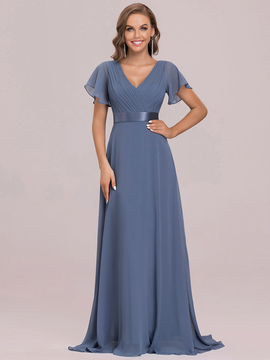 Langes Brautjungfernkleid mit Empire-Taille und kurzen, flatternden Ärmeln #Farbe_Taubenblau