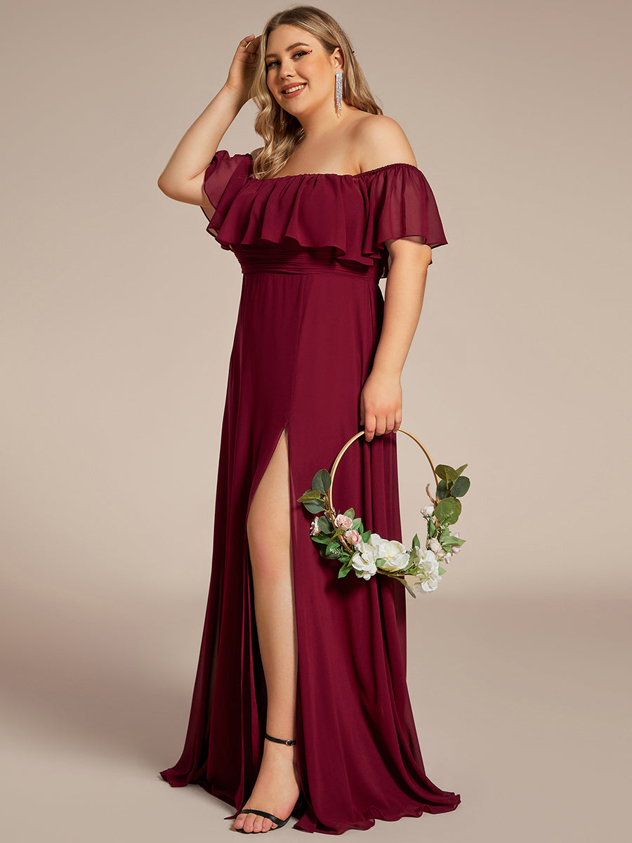 Bodenlanger Offshoulder A-Linie Chiffon Kleid Mit Falten Design Und Oberschenkel Hohem Schlitz #Farbe_Burgunderrot
