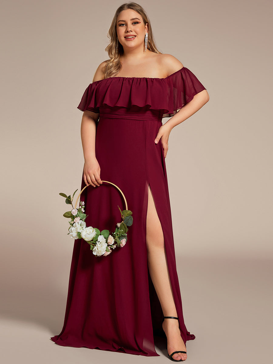 Bodenlanger Offshoulder A-Linie Chiffon Kleid Mit Falten Design Und Oberschenkel Hohem Schlitz #Farbe_Burgunderrot