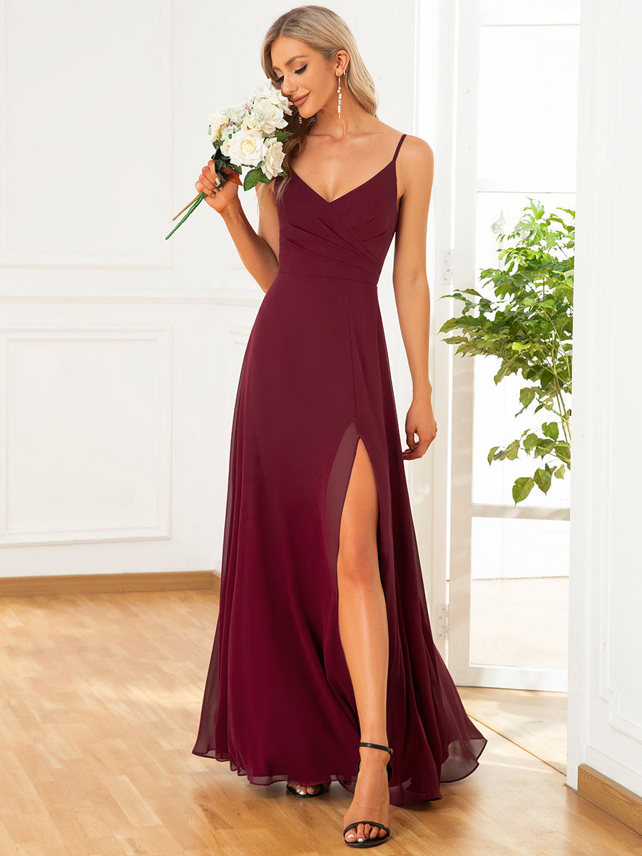 Bodenlanger V-Ausschnitt A-Linie Chiffonkleid Mit Tiefem V-Ausschnitt Und Gerafften Details Kleid #Farbe_Burgunderrot