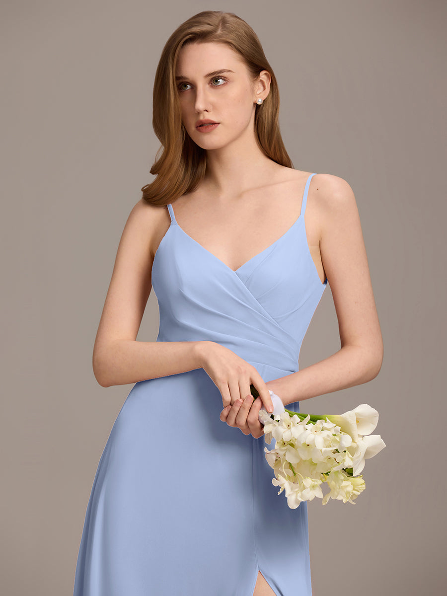 Bodenlanger V-Ausschnitt A-Linie Chiffonkleid Mit Tiefem V-Ausschnitt Und Gerafften Details Kleid #Farbe_Eisblau