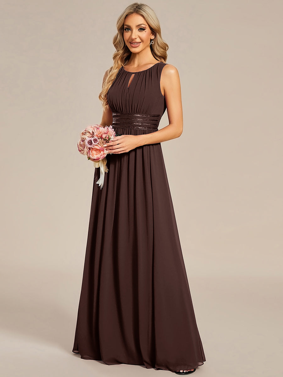 Bodenlanger A-Linien Chiffon Kleid Mit Rundhalsausschnitt Und Bestickten Details #Farbe_Schokoladenbraun