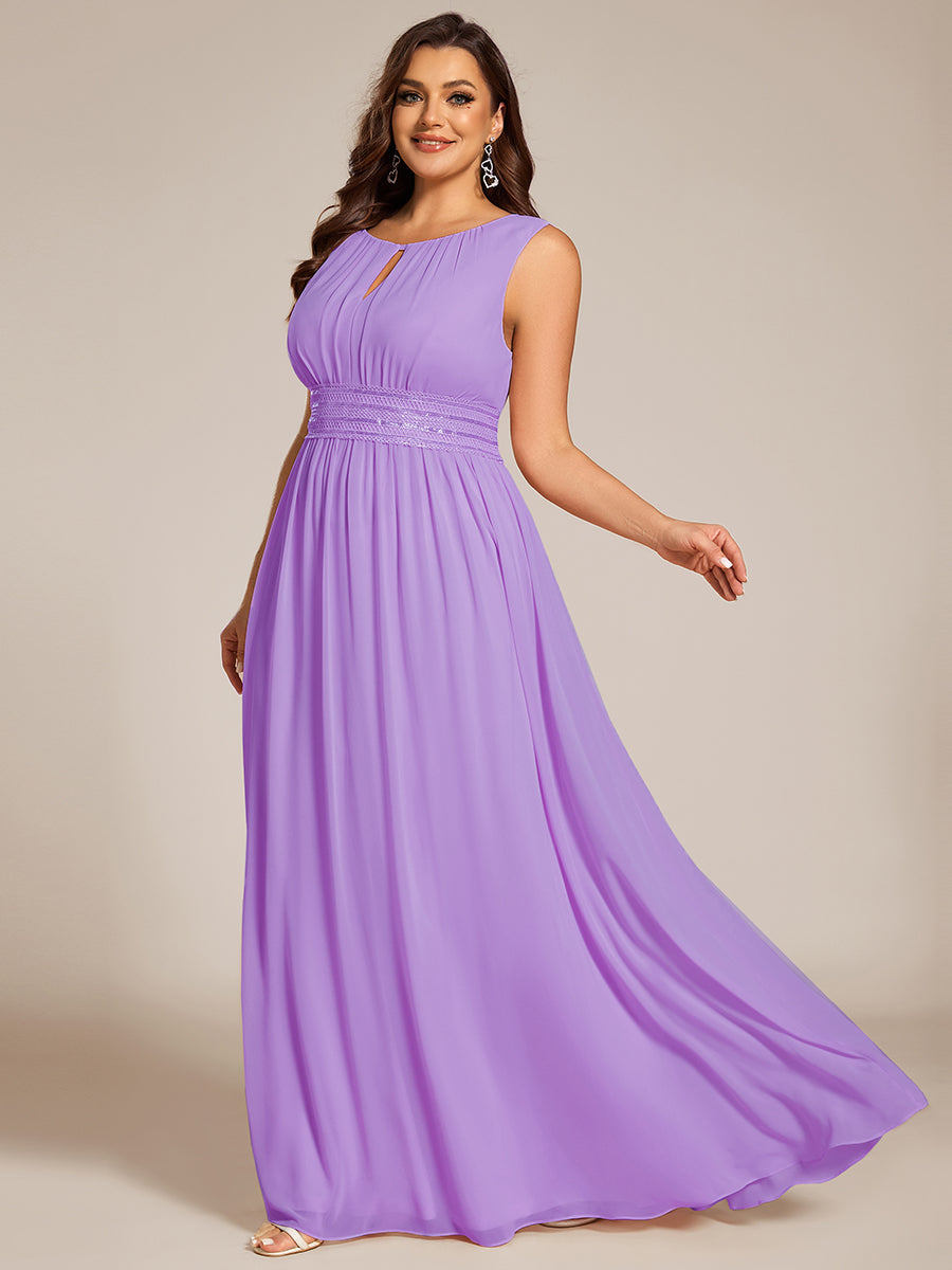 Bodenlanger A-Linien Chiffon Kleid Mit Rundhalsausschnitt Und Bestickten Details #Farbe_Lavendel