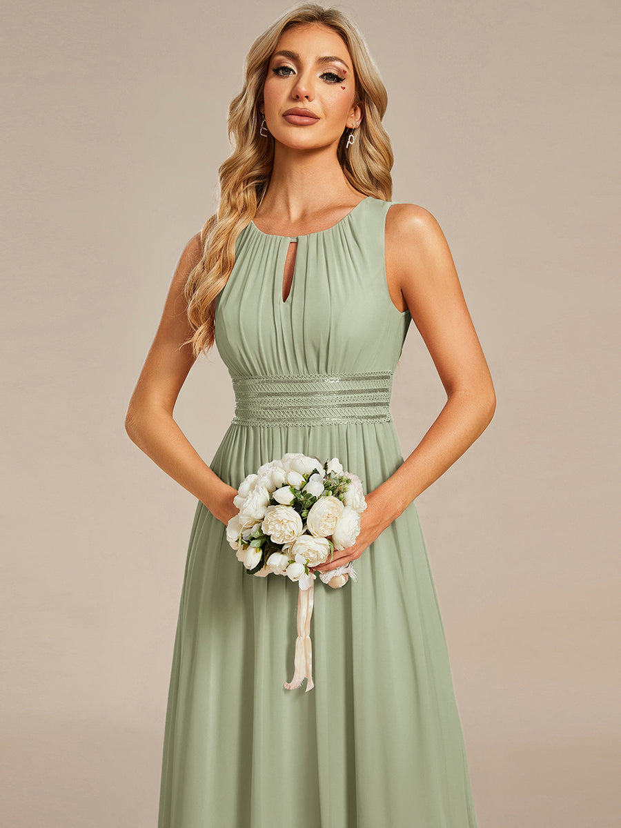 Bodenlanger A-Linien Chiffon Kleid Mit Rundhalsausschnitt Und Bestickten Details #Farbe_Mintgrün