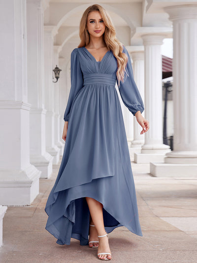 Robe d'invit¡§| de mariage trap¡§¡§ze en mousseline fluide ¡§¡è encolure ronde et longueur au genou #farbe_Taubenblau