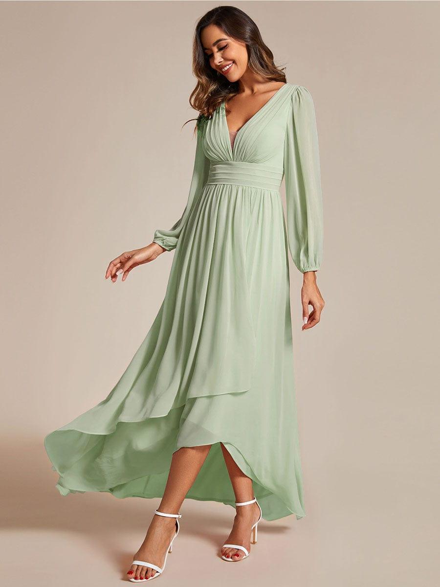 Robe d'invit¨¦ de mariage trap¨¨ze en mousseline fluide ¨¤ encolure ronde et longueur au genou #farbe_Mint Gruen