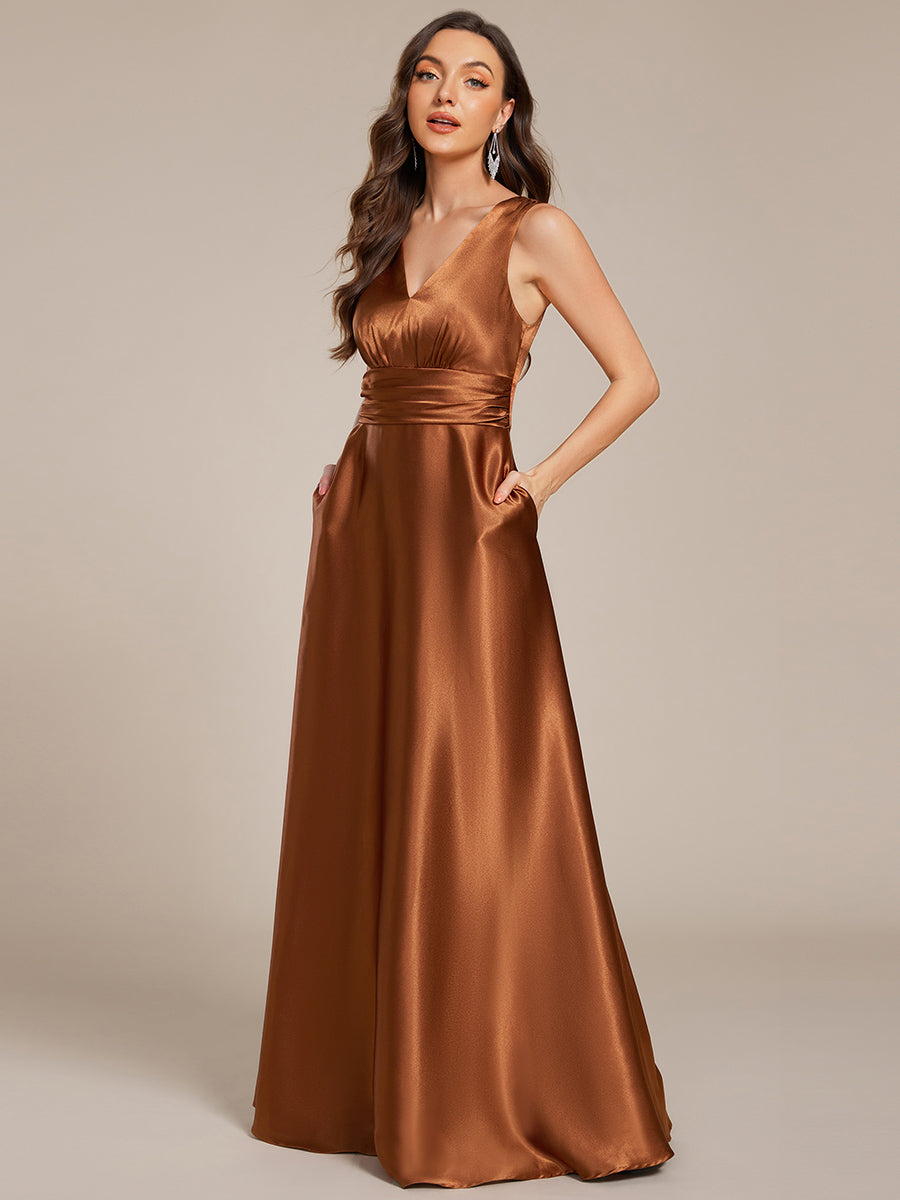Bodenlanger V-Ausschnitt A-Linie Satin Kleid Mit Tiefem V-Ausschnitt Und Gerafften Details #Farbe_Kupfer