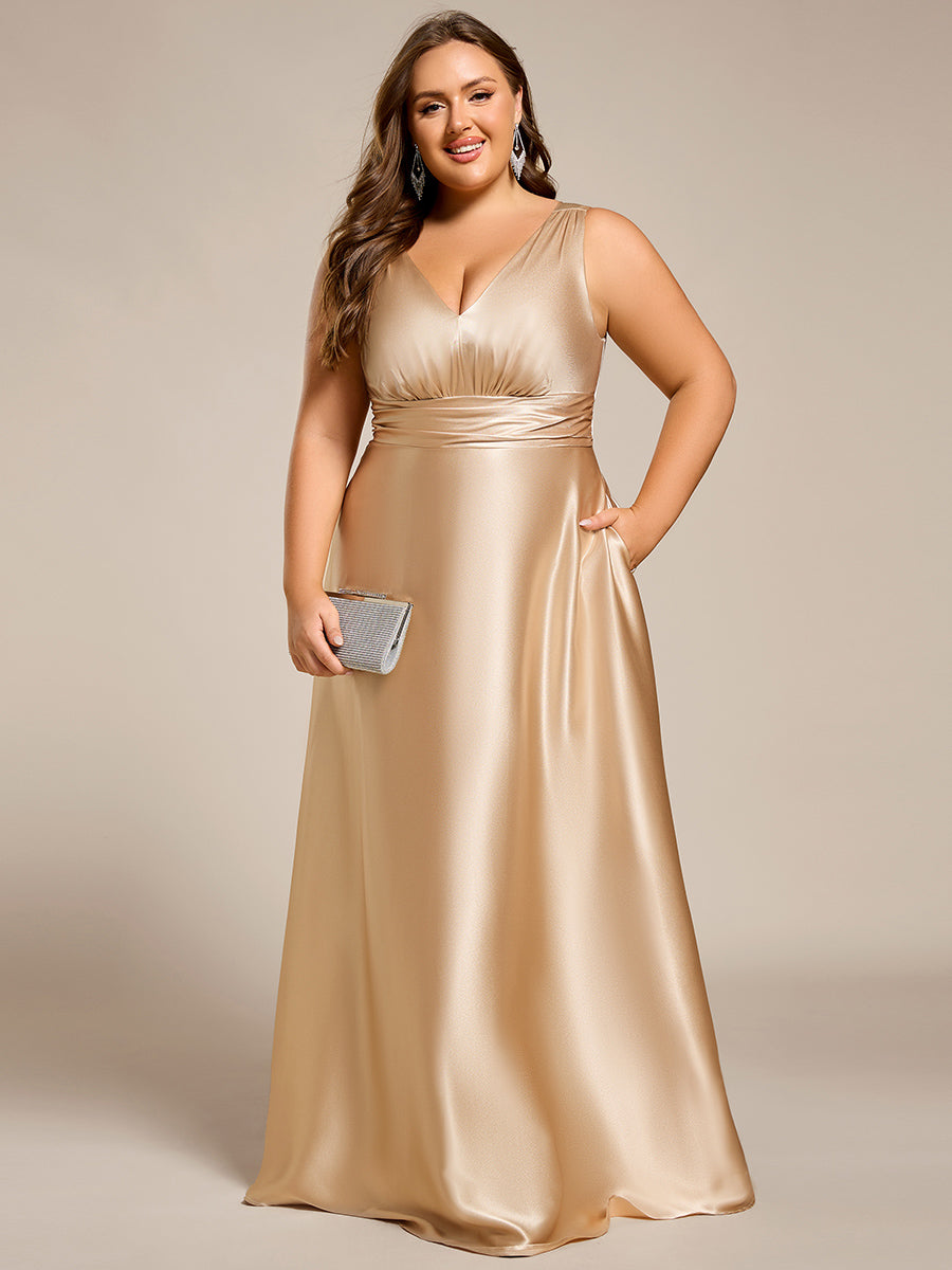 Bodenlanger V-Ausschnitt A-Linie Satin Kleid Mit Tiefem V-Ausschnitt Und Gerafften Details #Farbe_Champagner