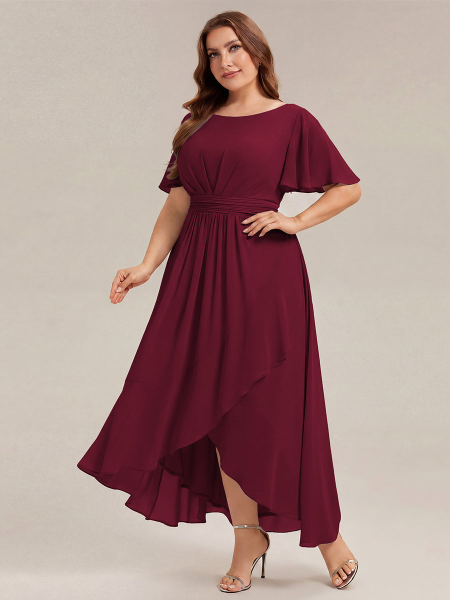 High-Low Chiffon Kleid Mit Rundhalsausschnitt Asymmetrischem Saum Gerüschten Und Rüschen Details Faltenoptik #Farbe_Burgunderrot