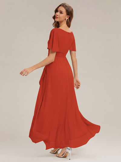 High-Low Chiffon Kleid Mit Rundhalsausschnitt Asymmetrischem Saum Gerüschten Und Rüschen Details Faltenoptik #Farbe_Gebranntes Orange