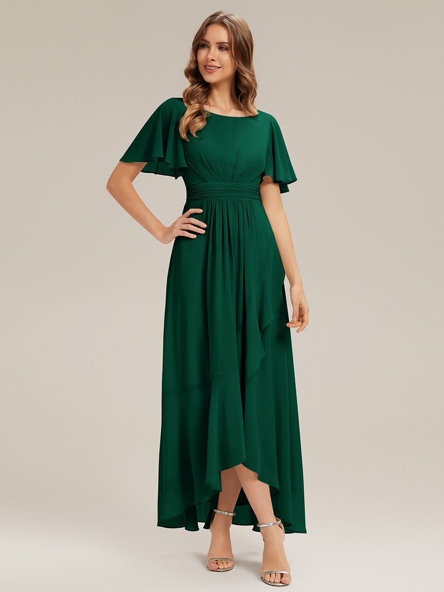 High-Low Chiffon Kleid Mit Rundhalsausschnitt Asymmetrischem Saum Gerüschten Und Rüschen Details Faltenoptik #Farbe_Dunkelgrün