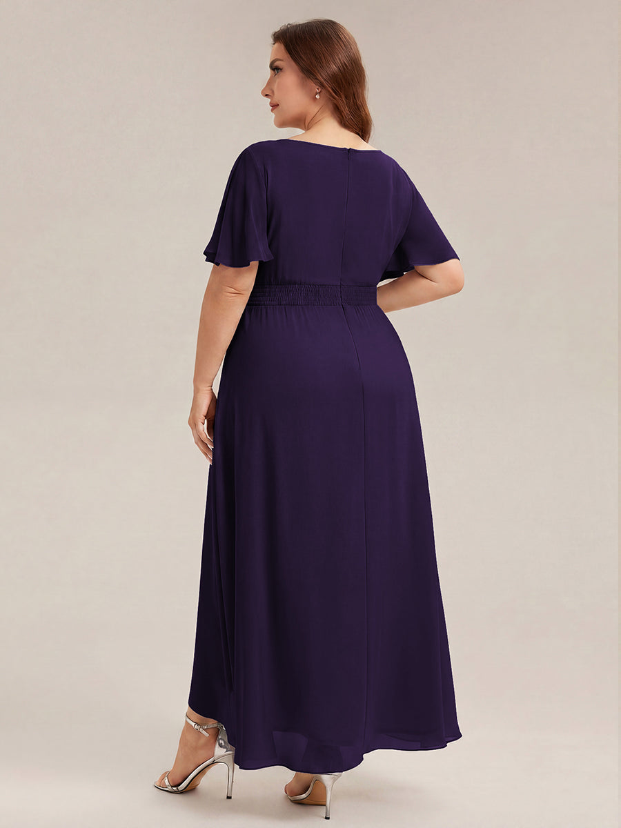 High-Low Chiffon Kleid Mit Rundhalsausschnitt Asymmetrischem Saum Gerüschten Und Rüschen Details Faltenoptik #Farbe_Dunkelviolett