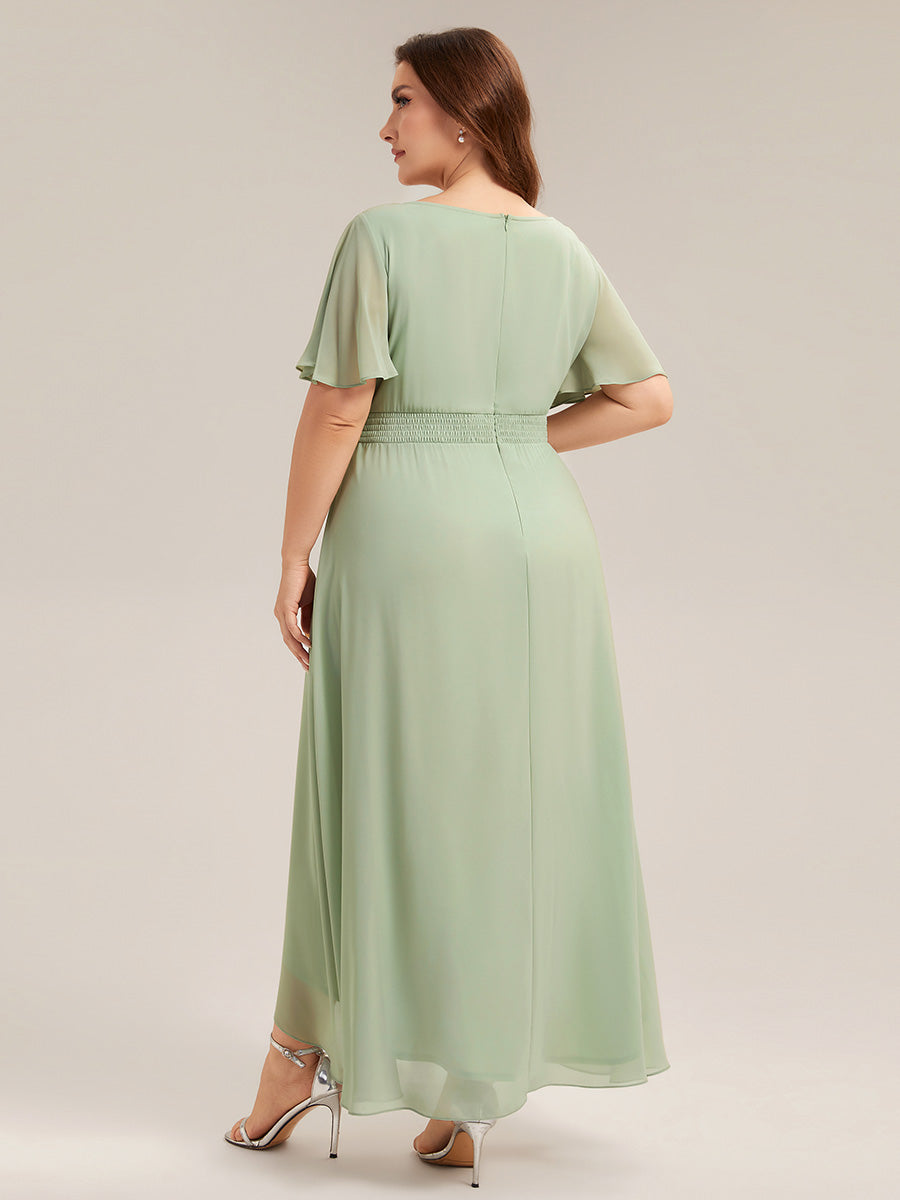 High-Low Chiffon Kleid Mit Rundhalsausschnitt Asymmetrischem Saum Gerüschten Und Rüschen Details Faltenoptik #Farbe_Mintgrün