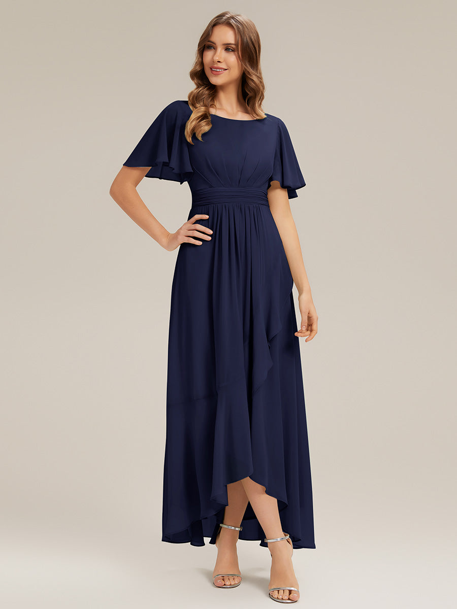 High-Low Chiffon Kleid Mit Rundhalsausschnitt Asymmetrischem Saum Gerüschten Und Rüschen Details Faltenoptik #Farbe_Marineblau