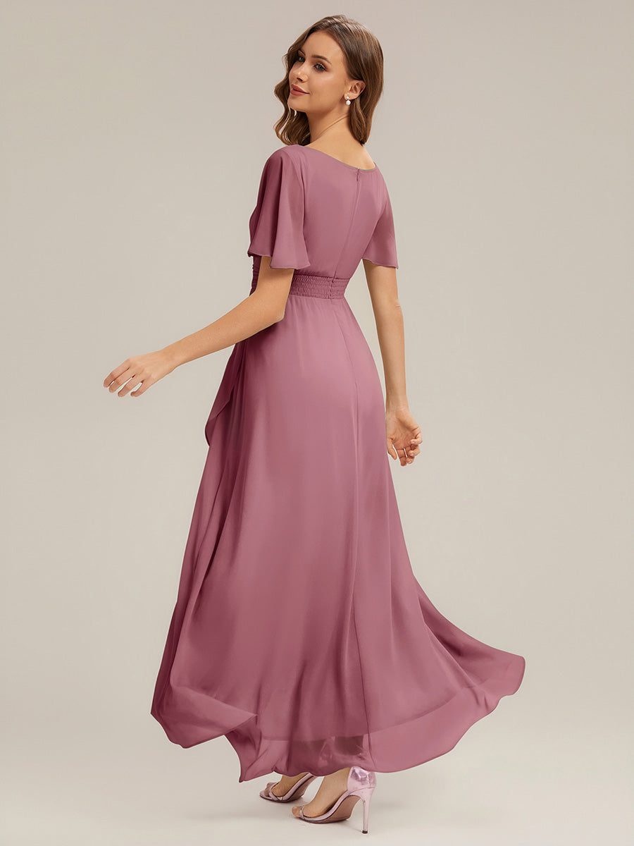 High-Low Chiffon Kleid Mit Rundhalsausschnitt Asymmetrischem Saum Gerüschten Und Rüschen Details Faltenoptik #Farbe_Orchideenviolett