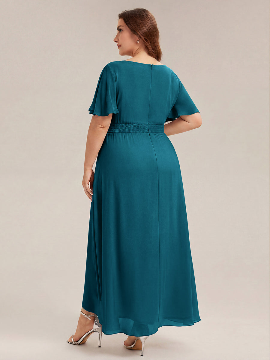 High-Low Chiffon Kleid Mit Rundhalsausschnitt Asymmetrischem Saum Gerüschten Und Rüschen Details Faltenoptik #Farbe_Petrol
