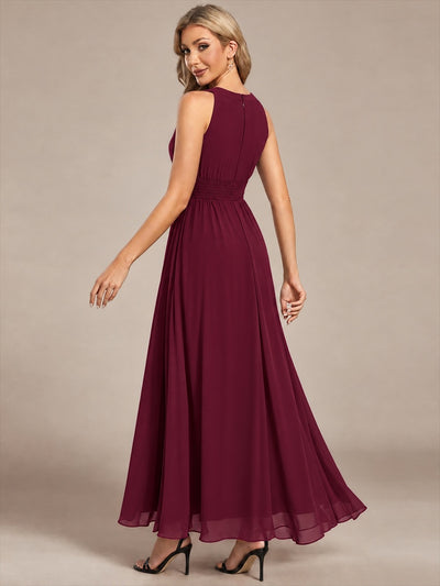 Maxilänge Halternacken Ausschnitt A-Linien Kleid Aus Chiffon Mit Corsage Für Elegante Anlässe Kleid #Farbe_Burgunderrot
