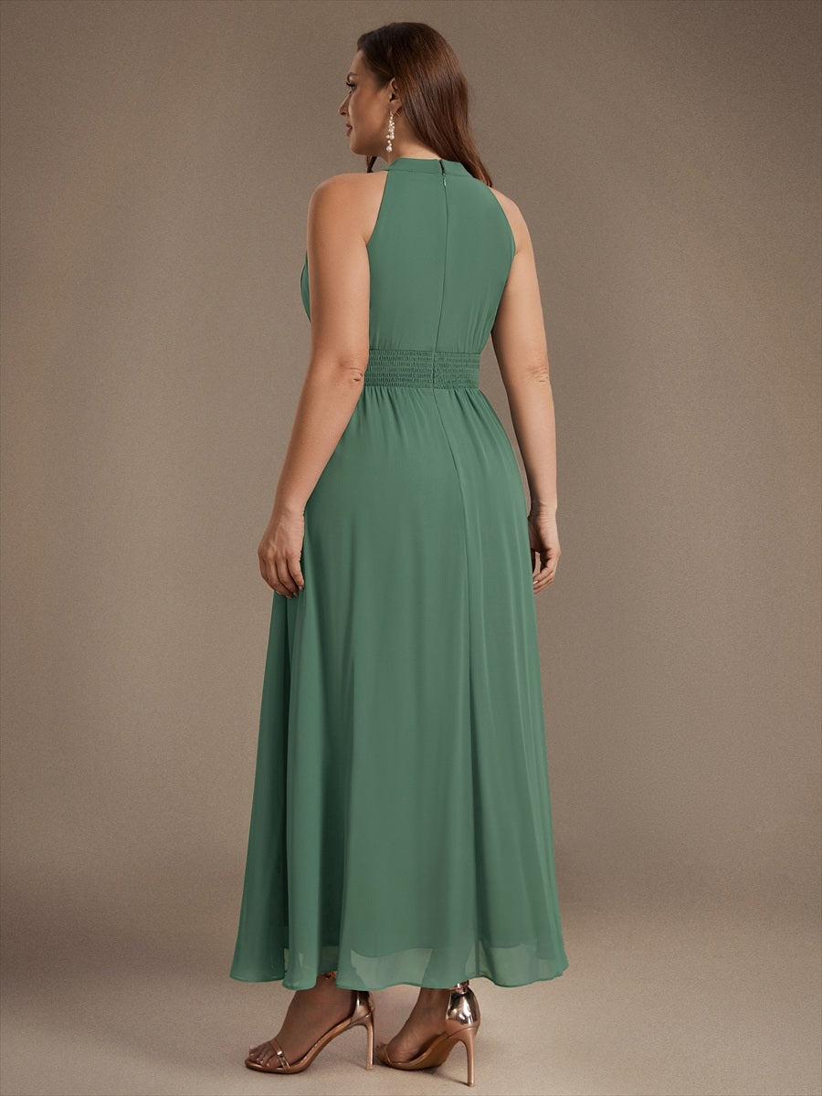 Maxilänge Halternacken Ausschnitt A-Linien Kleid Aus Chiffon Mit Corsage Für Elegante Anlässe Kleid #Farbe_Eukalyptus