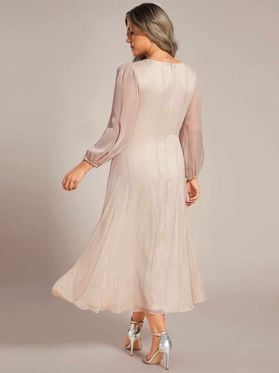 Robe d'invit¨¦ de mariage trap¨¨ze en mousseline fluide ¨¤ encolure ronde et longueur au genou #farbe_Champagner