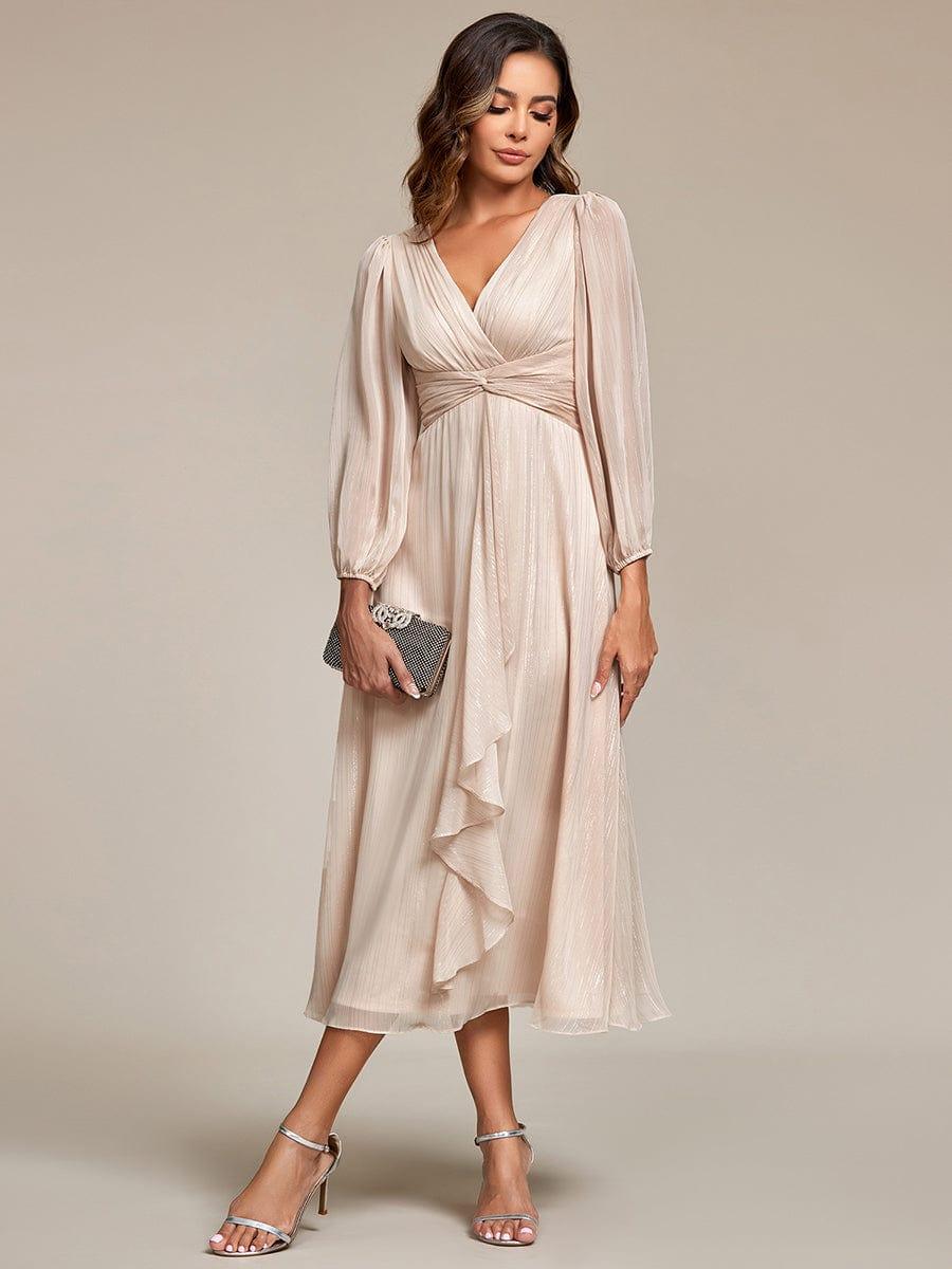 Robe d'invit¨¦ de mariage trap¨¨ze en mousseline fluide ¨¤ encolure ronde et longueur au genou #farbe_Champagner