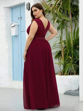 Größe Nach Maß Klassische A-Linie Chiffon Spitze Rundhals Brautjungfernkleider 00646