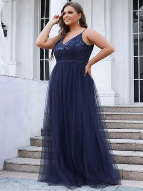 Größe Nach Maß Atemberaubendes Spaghetti-Träger V-Ausschnitt besticktes bodenlanges Abendkleid 50090